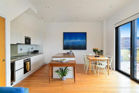 3 bedroom apartment for sale, Moray Apartments, Maida Vale, W9
