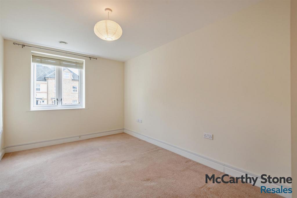 8681010-interior11-800.jpg