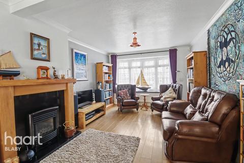 4 bedroom detached house for sale, Eagle Close, Leicester