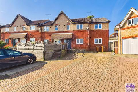 6 bedroom end of terrace house for sale, Bader Crescent, Chatham