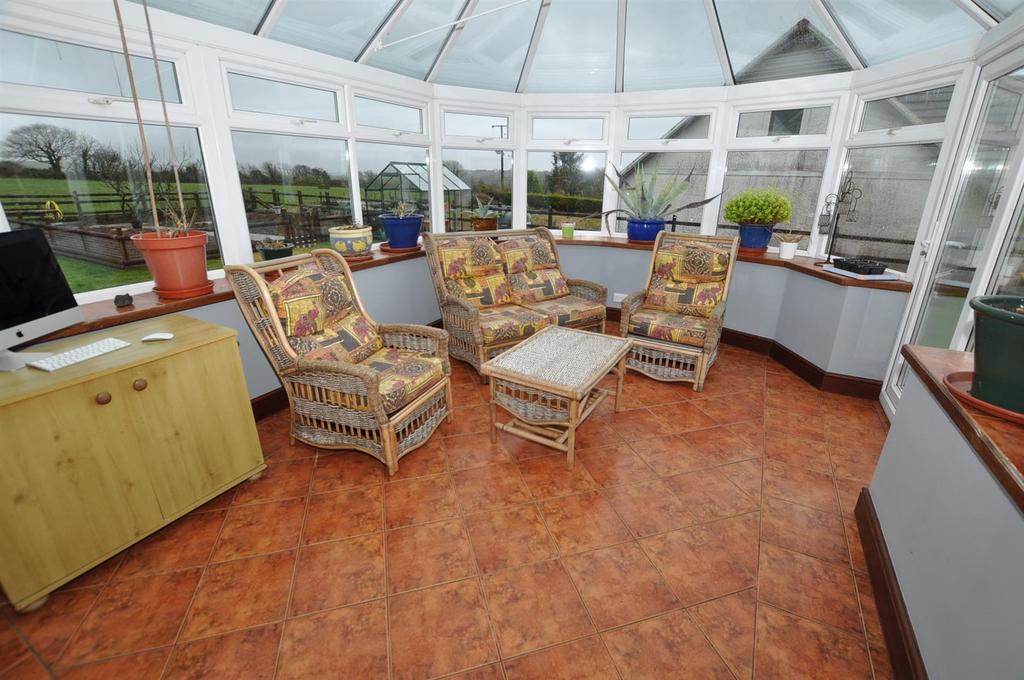 Conservatory / Sun Lounge