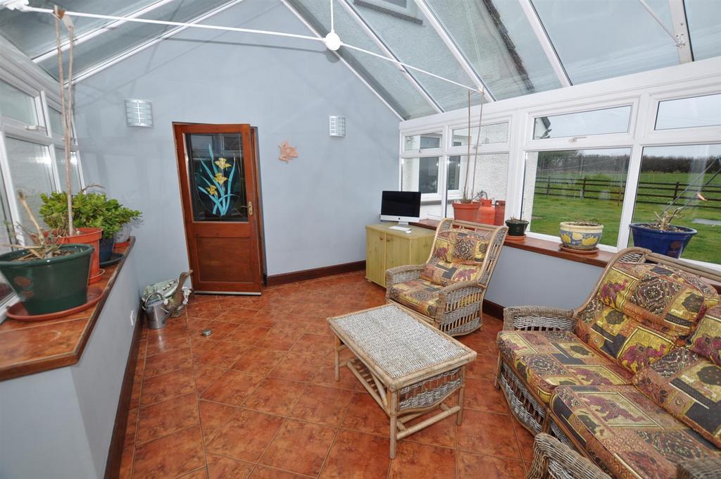 Conservatory / Sun Lounge