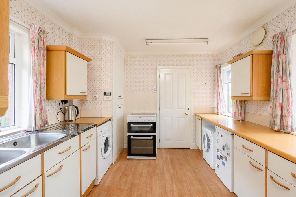 62 Welham Rd-13.jpg