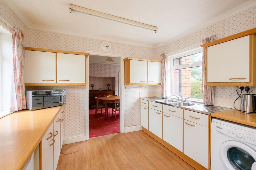 62 Welham Rd-14.jpg
