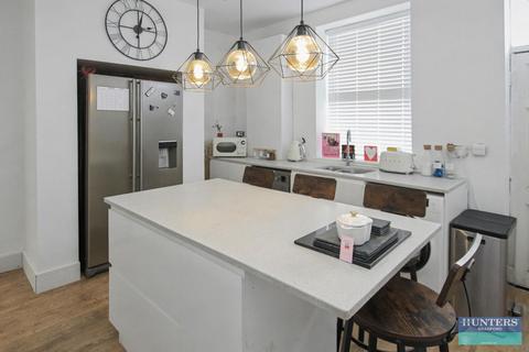 2 bedroom end of terrace house for sale, Oddy Street, Tong, Bradford, BD4 0PR