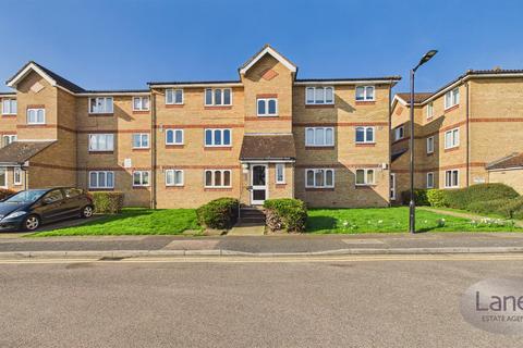 1 bedroom apartment for sale, Waddington Close, Enfield