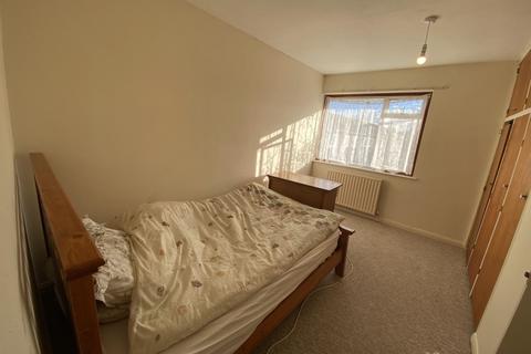 undefined, Guildford Park Avenue, Guildford, GU2