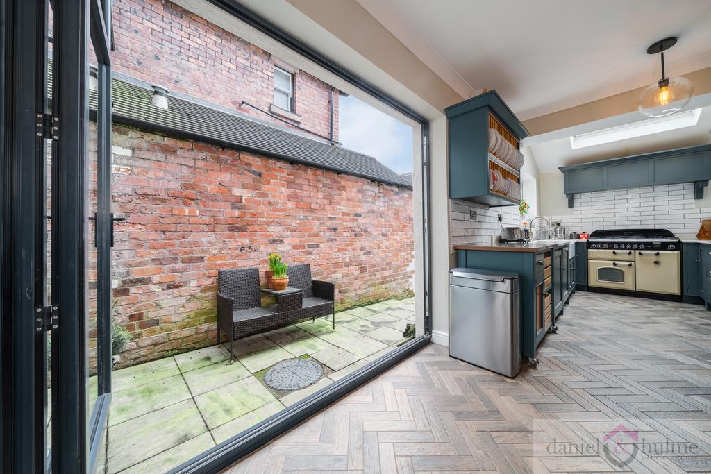 78 Westwood Road-18
