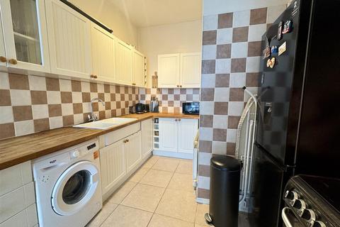 1 bedroom flat for sale, Clinton Place, Seaford