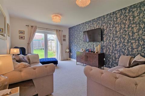 undefined, Burnham Road, Wythall