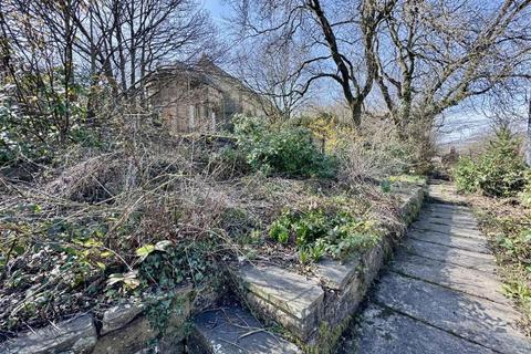 3 bedroom character property for sale, Manchester Road, Huddersfield, West Yorkshire, HD4 5SL