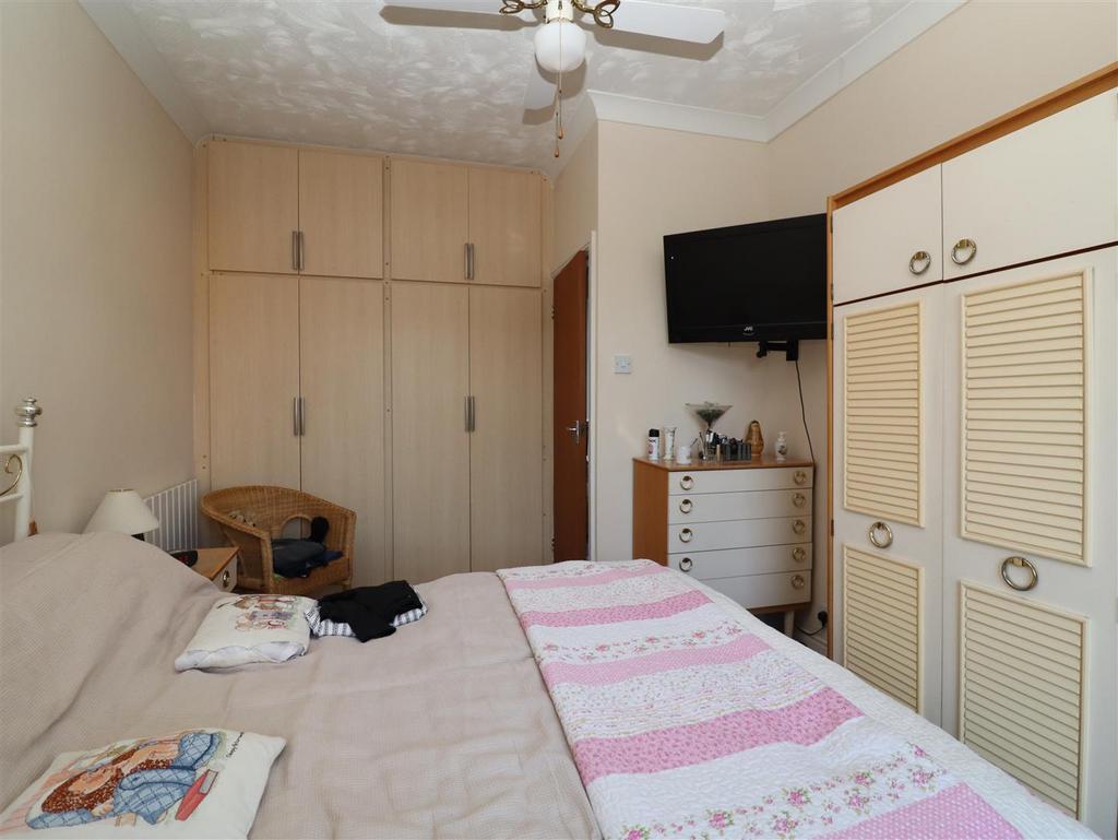 Front bedroom extension