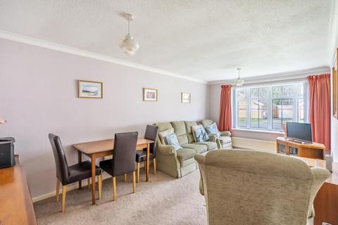 2 bedroom bungalow for sale, Ryecroft Avenue, Woodthorpe, York