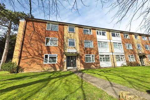 2 bedroom flat for sale, Bishops Green, Bromley BR1