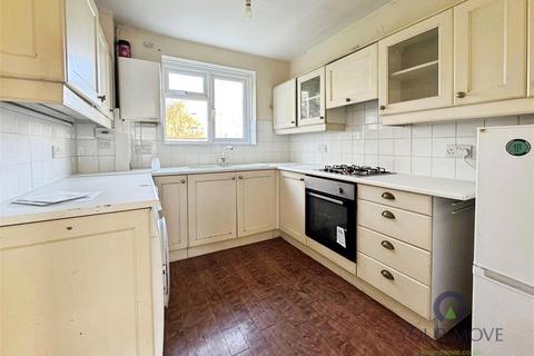 2 bedroom flat for sale, Bishops Green, Bromley BR1