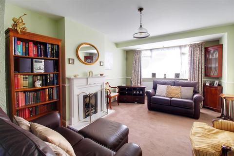 3 bedroom semi-detached house for sale, Highfield Road, West Cheshunt EN7