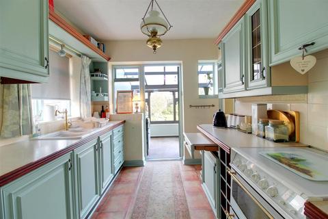 3 bedroom semi-detached house for sale, Highfield Road, West Cheshunt EN7