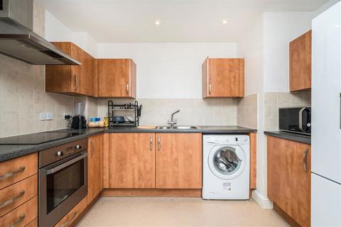 1 bedroom flat for sale, Candle Street, London E1