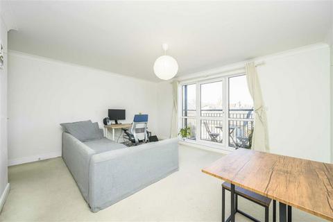 1 bedroom flat for sale, Candle Street, London E1
