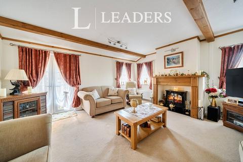 2 bedroom detached house for sale, Maidstone Road, Paddock Wood, Tonbridge