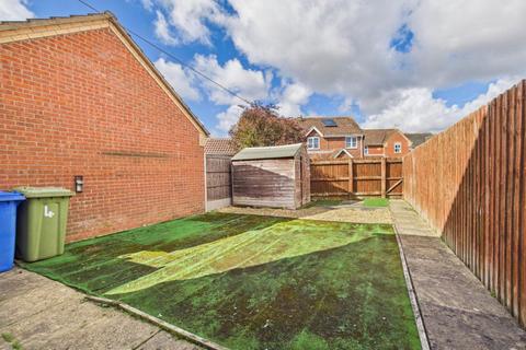 3 bedroom semi-detached house to rent, Whittle Close, Boston, Lincolnshire