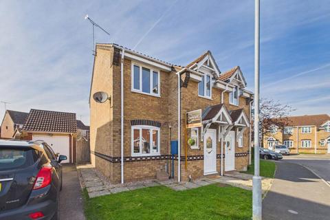3 bedroom semi-detached house to rent, Whittle Close, Boston, Lincolnshire