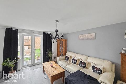 undefined, East Wichel Way, Swindon