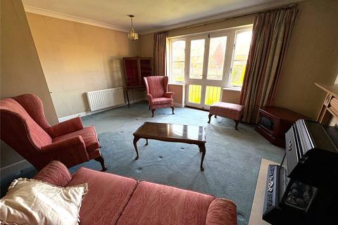 2 bedroom apartment for sale, Beavers Close, Farnham, Surrey, GU9