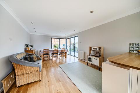 4 bedroom detached house for sale, Aldebury Road, Maidenhead