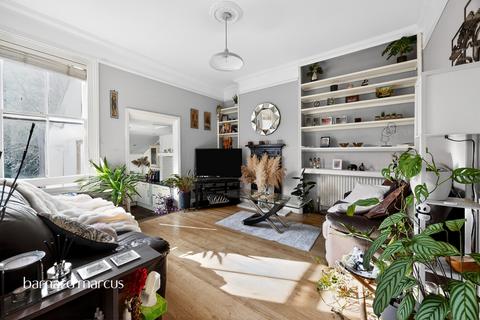 2 bedroom flat for sale, St. James's Park, Croydon