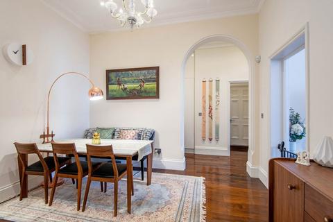 4 bedroom flat for sale, Finchley Road, London NW3