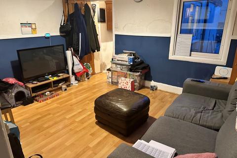undefined, 32 Station Road, Strood, Rochester, Kent, ME2 4BG