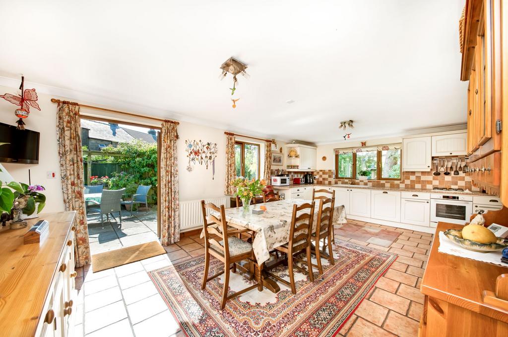 Open plan dining kitchen