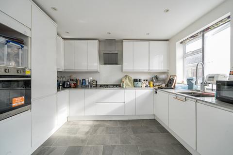 4 bedroom semi-detached house for sale, Salcombe Gardens, Mill Hill, NW7