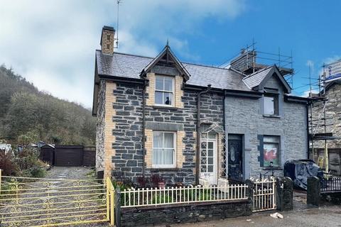 undefined, Dolydd Terrace, Betws-Y-Coed
