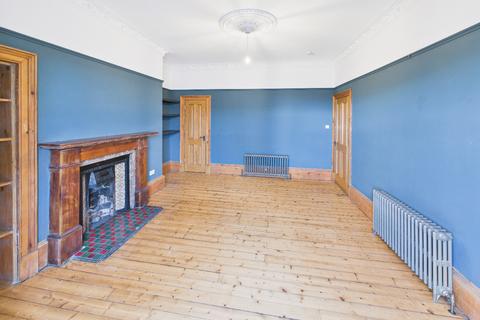 4 bedroom flat to rent, Seafield Road, West End, Dundee, DD1