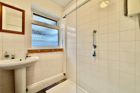 4 bedroom terraced house for sale, Morrison Street, Swindon