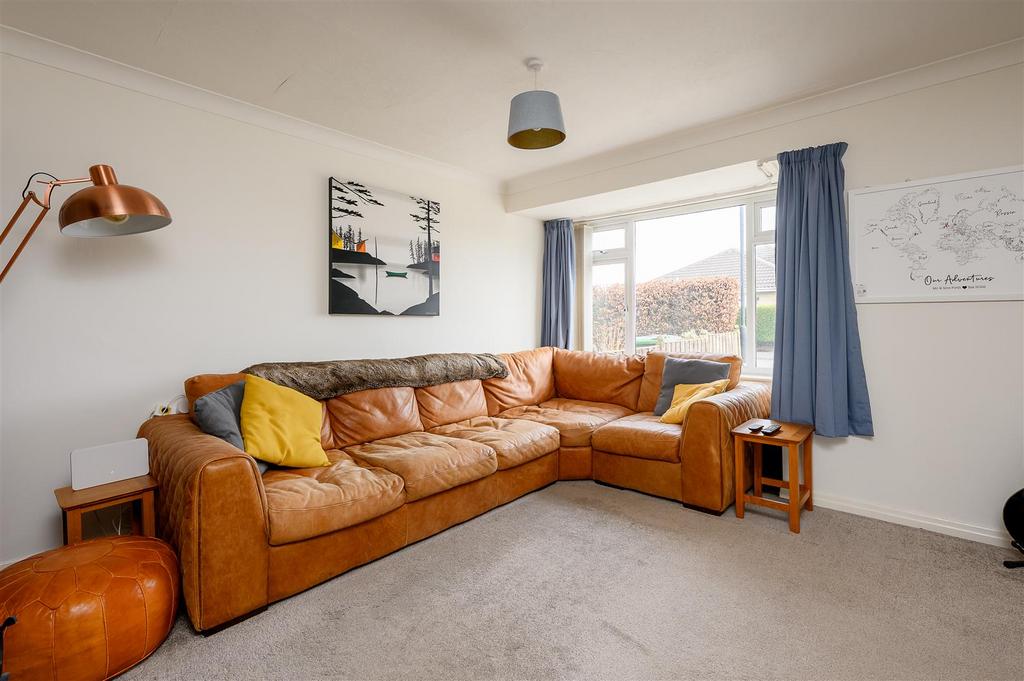 Living room 2