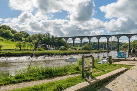 undefined, Calstock
