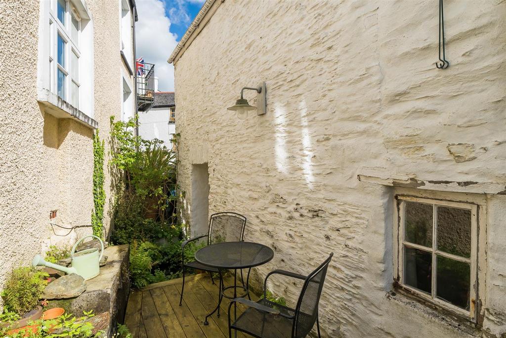 No.2 Courtyard