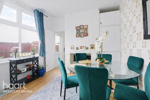 3 bedroom semi-detached house for sale, North Road, Westcliff-On-Sea