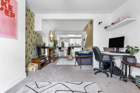 2 bedroom terraced house for sale, Laleham Road, Staines-upon-Thames, TW18