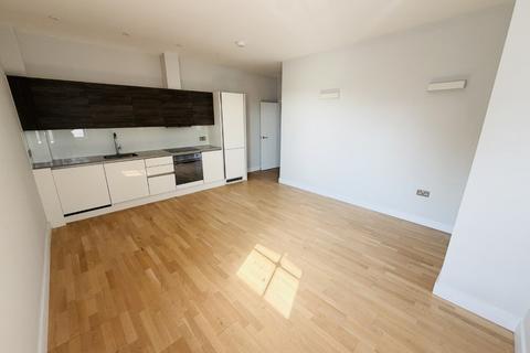 2 bedroom apartment to rent, Union Road, Solihull B91