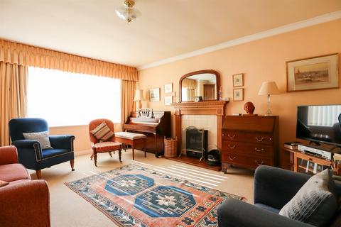 3 bedroom detached house for sale, Harrington Way, Oakham LE15