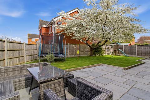 4 bedroom detached house for sale, Peninsula Road, Worcester WR5