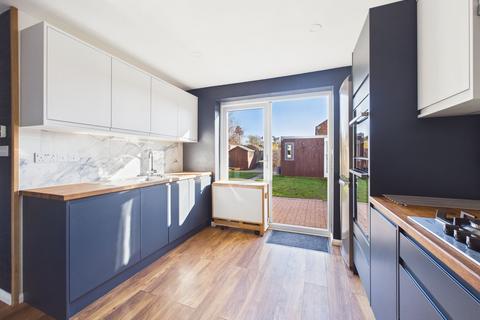undefined, Marlow Road, Towcester, NN12