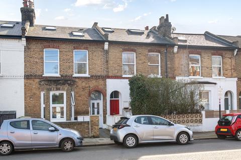 3 bedroom flat for sale, Smallwood Road, Tooting, London, SW17