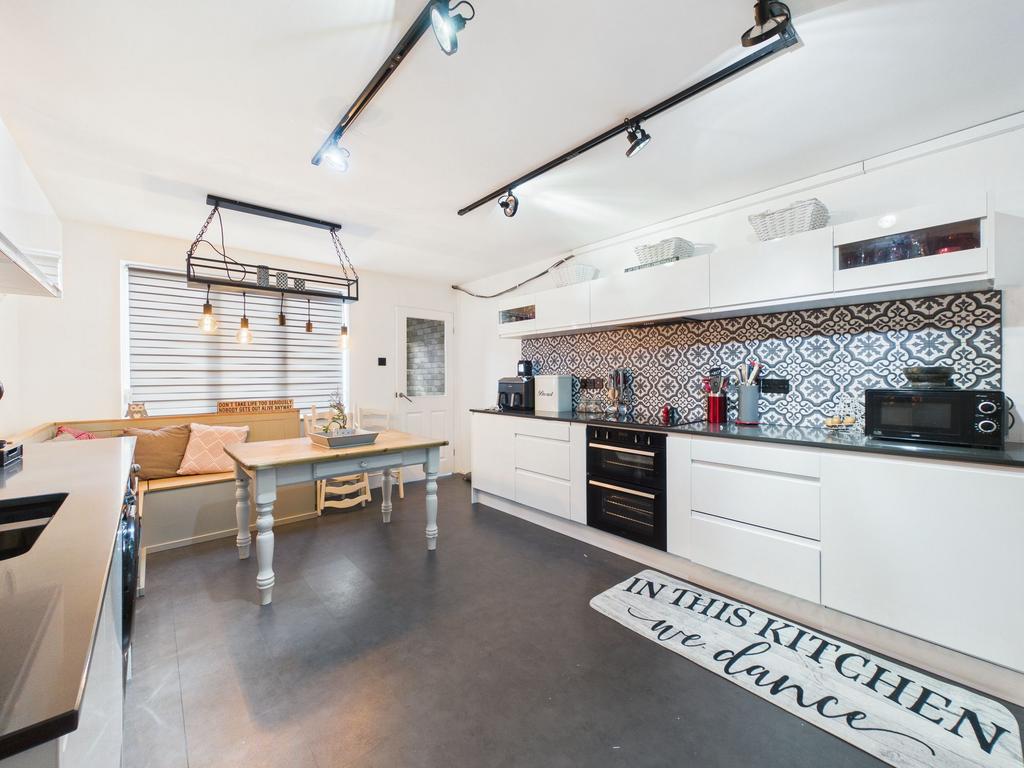 Dining Kitchen