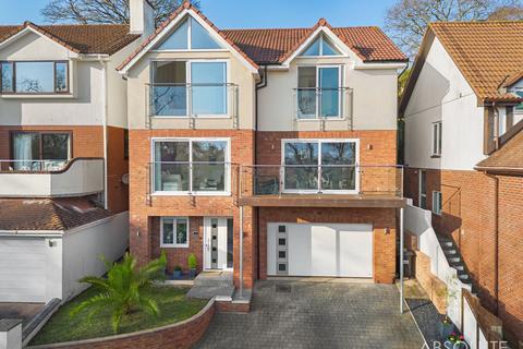 4 bedroom detached house for sale, Badger Close, Paignton, TQ3