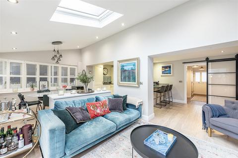 undefined, Iris Close, Willoughby Road, Harpenden